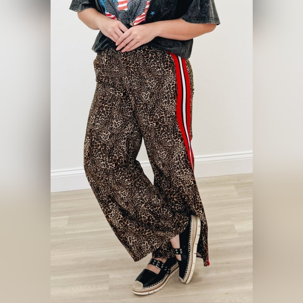 Boutique Leopard Print Wide Leg Pants with Red Accent, NWT - Picture 6 of 10